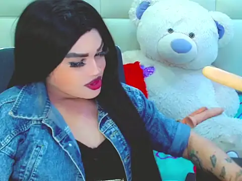 Snapshot of NharaBigCock chatting on March 11, 7:31 pm NharaBigCock online show from March 11, 7:31 pm