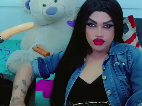 Snapshot of NharaBigCock chatting on March 16, 6:45 pm NharaBigCock online show from March 16, 6:45 pm