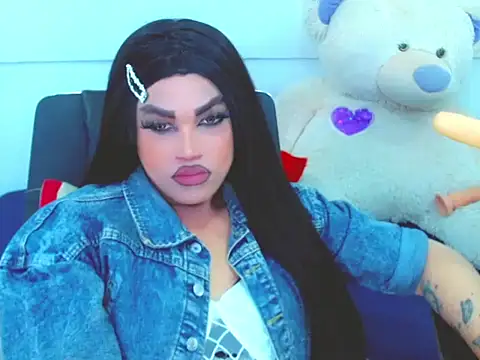 Snapshot of NharaBigCock chatting on March 20, 6:13 pm NharaBigCock online show from March 20, 6:13 pm