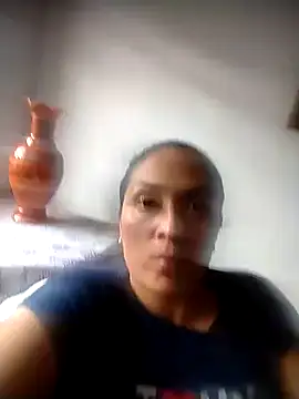 CatleyaSmith online show from May 10, 7:08 pm