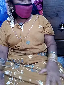 Snapshot of savithasree chatting on May 9, 6:40 am savithasree online show from May 9, 6:40 am