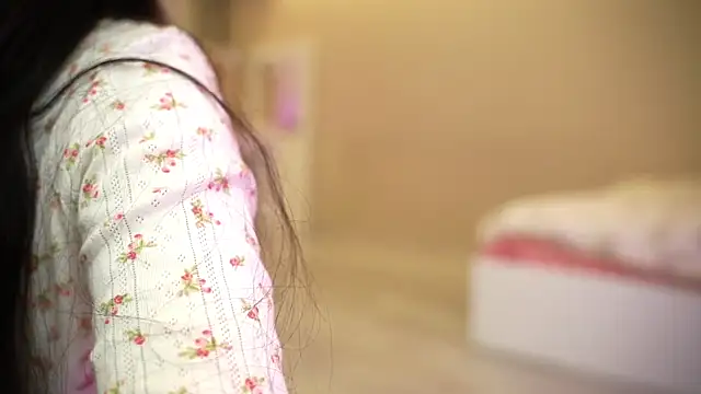 Bananalizzy online show from March 20, 12:32 pm