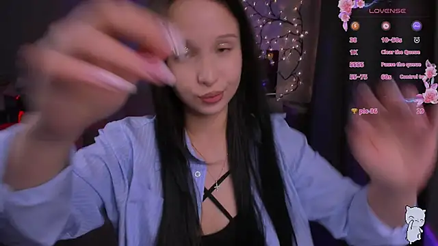 BabyMooon online show from May 11, 7:11 pm