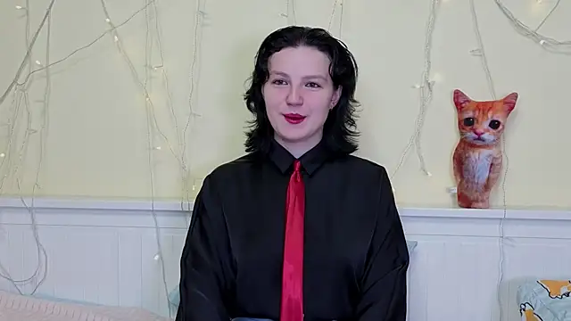 Snapshot of LatinaHuguenin chatting on November 24, 7:08 am LatinaHuguenin online show from November 24, 7:08 am