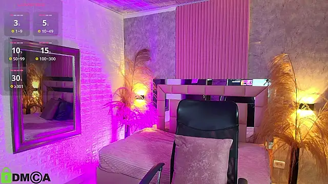 Snapshot of griselle_rousse chatting on March 10, 11:10 pm griselle rousse online show from March 10, 11:10 pm