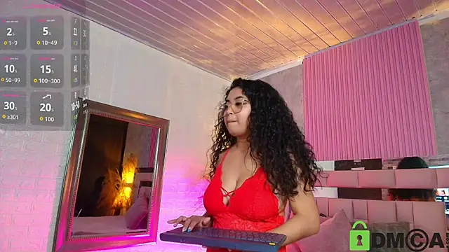 Snapshot of griselle_rousse chatting on March 20, 8:03 pm griselle rousse online show from March 20, 8:03 pm