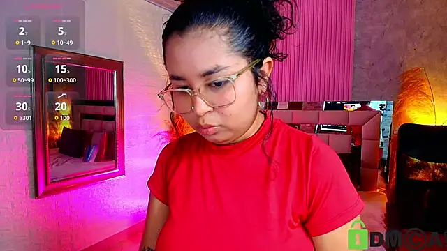 Snapshot of griselle_rousse chatting on April 23, 9:06 pm griselle rousse online show from April 23, 9:06 pm