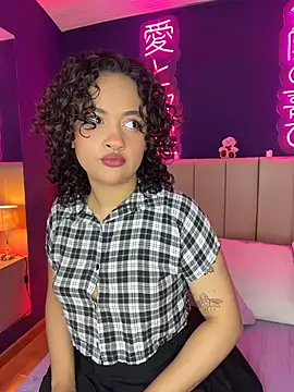  sarahRose online show from February 13, 4:19 am