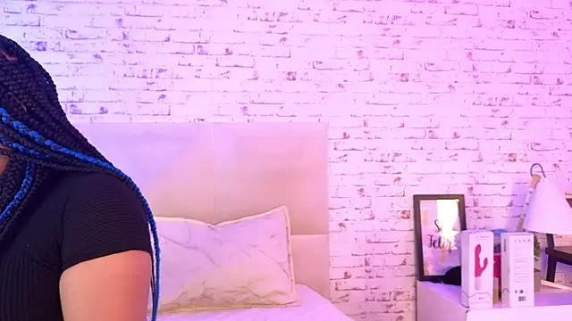 April Kay online show from December 19, 3:46 am