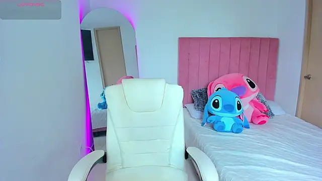 Janettcruz online show from March 10, 7:19 pm