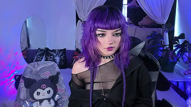 ravencollen online show from March 19, 7:29 pm