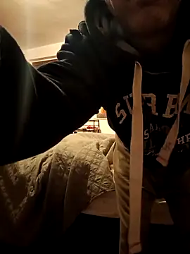 Snapshot of MacabretteAndMalaky chatting on April 1, 5:32 pm MacabretteAndMalaky online show from April 1, 5:32 pm