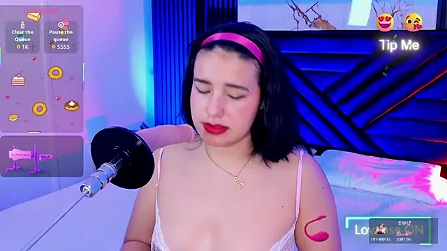 Snapshot of Lalalemoonds chatting on December 22, 12:57 pm Lalalemoonds online show from December 22, 12:57 pm