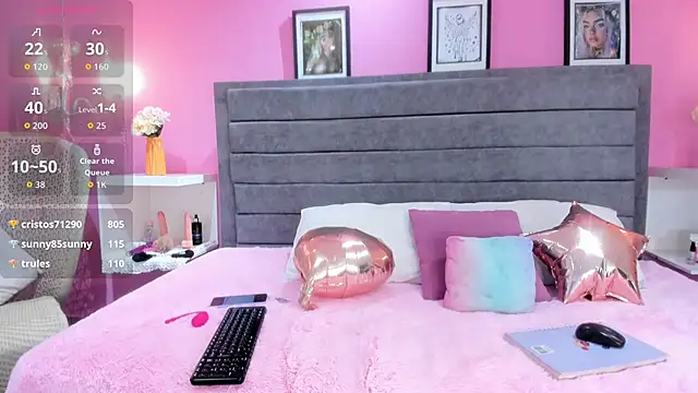 GabbyRain online show from December 1, 3:39 pm