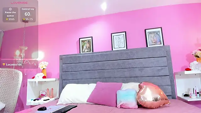 GabbyRain online show from December 13, 7:53 pm