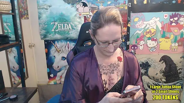 Snapshot of Savanah_Banana_ chatting on April 4, 9:51 am Savanah Banana online show from April 4, 9:51 am