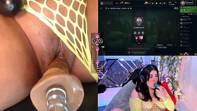 Snapshot of DaphneContry chatting on March 22, 4:27 am DaphneContry online show from March 22, 4:27 am