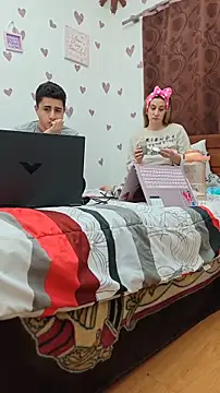 Snapshot of minervaystiven chatting on March 27, 2:06 am minervaystiven online show from March 27, 2:06 am