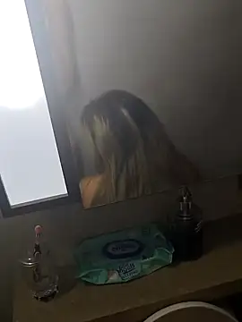 Snapshot of minervaystiven chatting on April 4, 11:46 pm minervaystiven online show from April 4, 11:46 pm