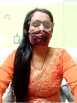 sanjana077 online show from November 9, 7:06 am