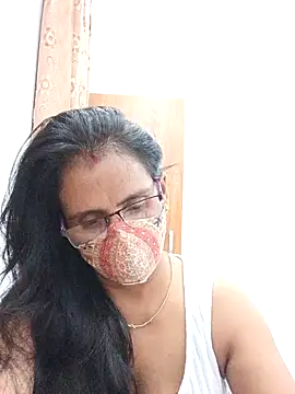sanjana077 online show from May 19, 3:02 am