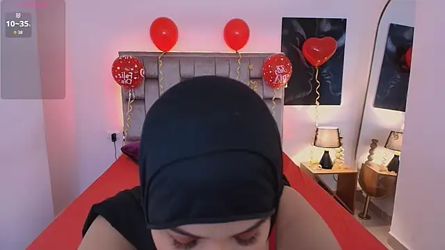 Snapshot of samiraa_haalem chatting on February 14, 6:26 pm samiraa haalem online show from February 14, 6:26 pm