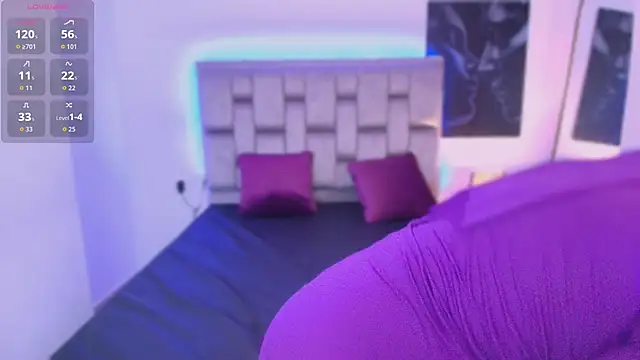 Snapshot of samiraa_haalem chatting on March 4, 5:30 pm samiraa haalem online show from March 4, 5:30 pm