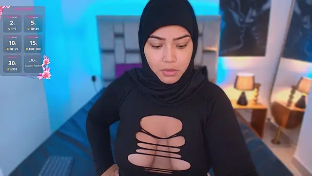 Snapshot of samiraa_haalem chatting on March 22, 4:05 am samiraa haalem online show from March 22, 4:05 am