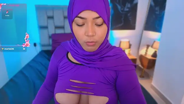 Snapshot of samiraa_haalem chatting on March 23, 3:43 am samiraa haalem online show from March 23, 3:43 am