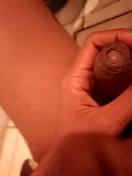 Snapshot of hentai_fan20 chatting on March 18, 11:52 pm hentai fan20 online show from March 18, 11:52 pm