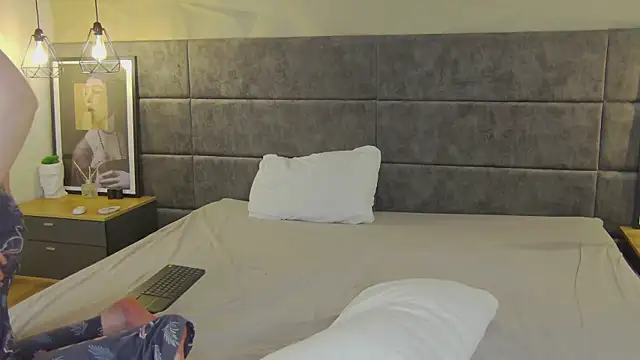 Ruby de Cherry online show from November 14, 6:23 am