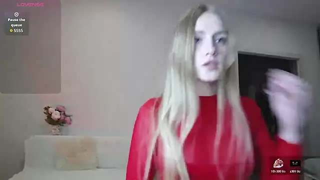 Snapshot of olliebells chatting on January 11, 1:49 pm olliebells online show from January 11, 1:49 pm