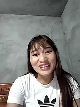 Qoine392 online show from December 20, 1:40 pm