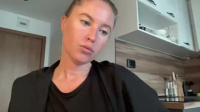 Ameli8 online show from November 19, 12:16 pm