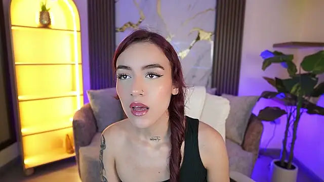 TessaaFox online show from March 18, 12:19 pm