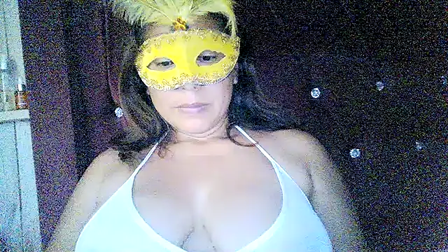 Zulreyna online show from February 12, 5:13 am