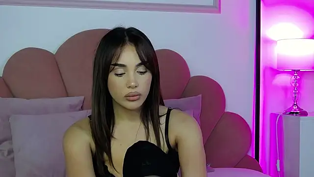 Snapshot of IvyNox chatting on November 15, 8:22 am IvyNox online show from November 15, 8:22 am