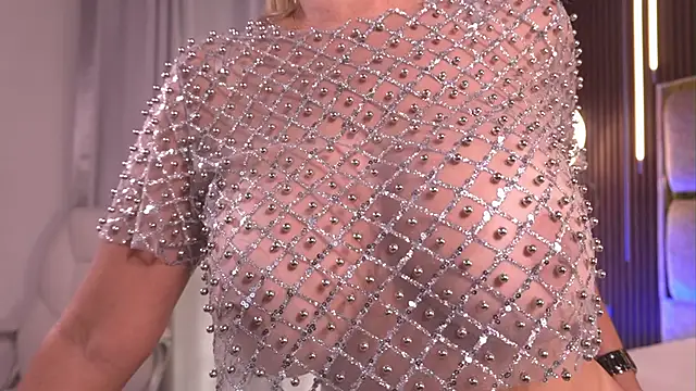 alicia xoxo online show from November 16, 2:55 pm