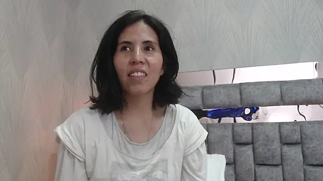 GiselaZivic online show from March 23, 6:56 pm