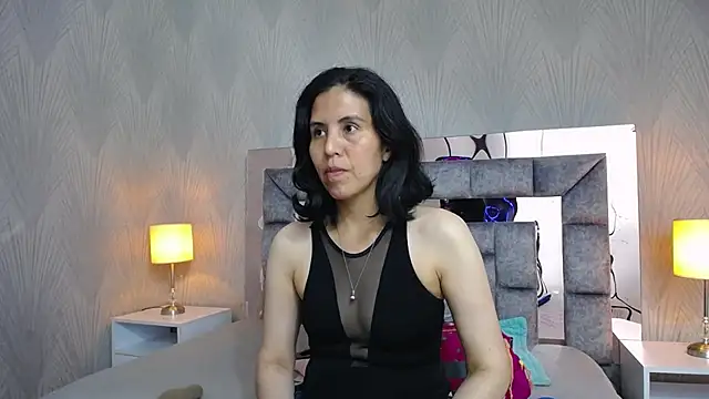 GiselaZivic online show from May 16, 1:10 pm