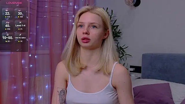 alice wond online show from December 15, 5:06 pm