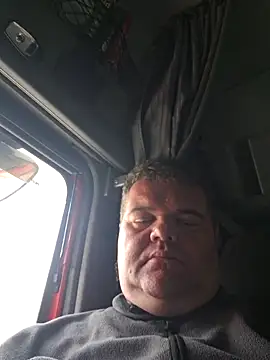 Snapshot of Grase44 chatting on November 19, 2:39 pm Grase44 online show from November 19, 2:39 pm