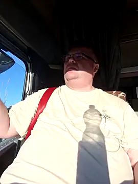 Snapshot of Grase44 chatting on November 25, 7:52 am Grase44 online show from November 25, 7:52 am