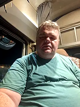 Snapshot of Grase44 chatting on December 21, 6:37 pm Grase44 online show from December 21, 6:37 pm