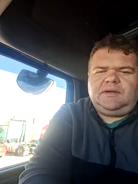 Snapshot of Grase44 chatting on February 12, 9:37 am Grase44 online show from February 12, 9:37 am