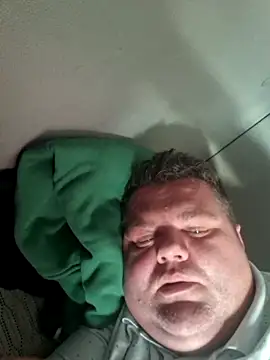 Snapshot of Grase44 chatting on February 13, 3:52 pm Grase44 online show from February 13, 3:52 pm