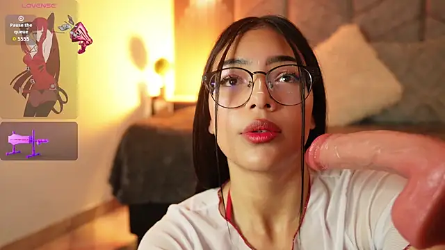  ViolletteNoir  online show from January 14, 8:14 pm