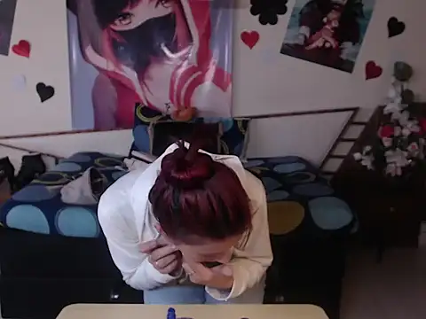 Snapshot of LuluKiss_ chatting on February 28, 1:45 pm LuluKiss online show from February 28, 1:45 pm