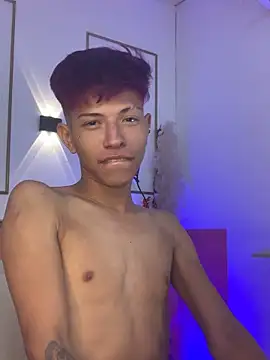 Tessachains 2  online show from November 12, 2:12 am