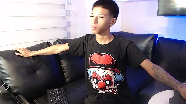 Tessachains 2  online show from January 13, 2:06 am